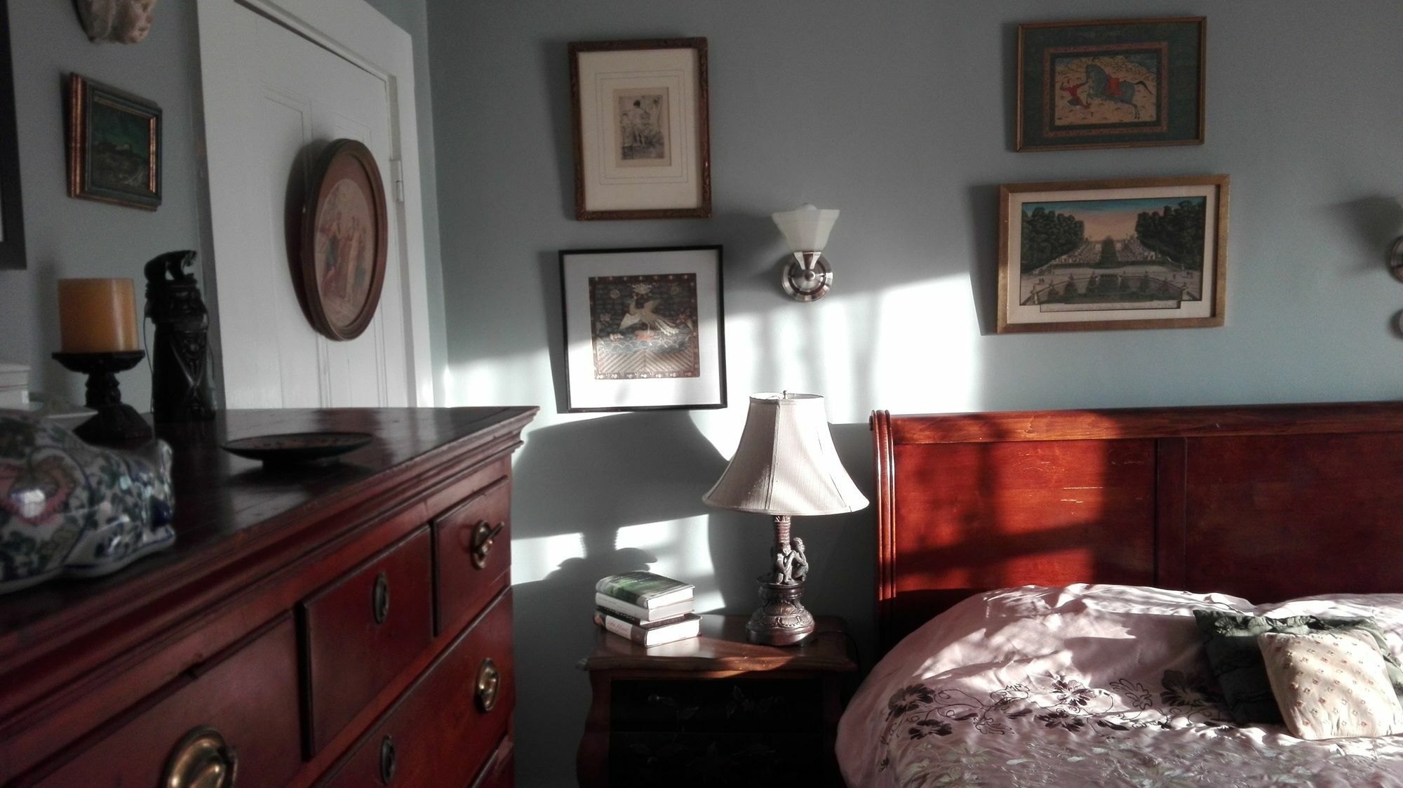 Hotel Chez Pat In Cambridge